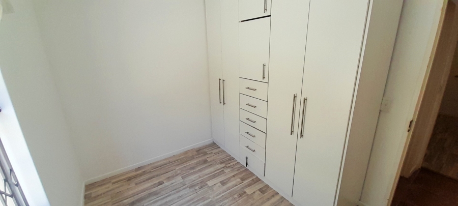 2 Bedroom Property for Sale in Bardale Village Western Cape